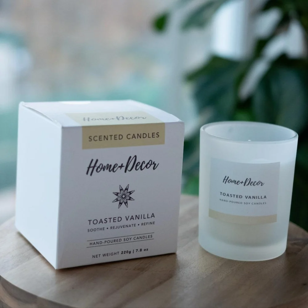 [NIB] Home Decor - Organic Scented Aromatherapy Candle Wood Wick Toasted Vanilla